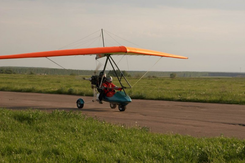Мотодельтаплан на взлёте