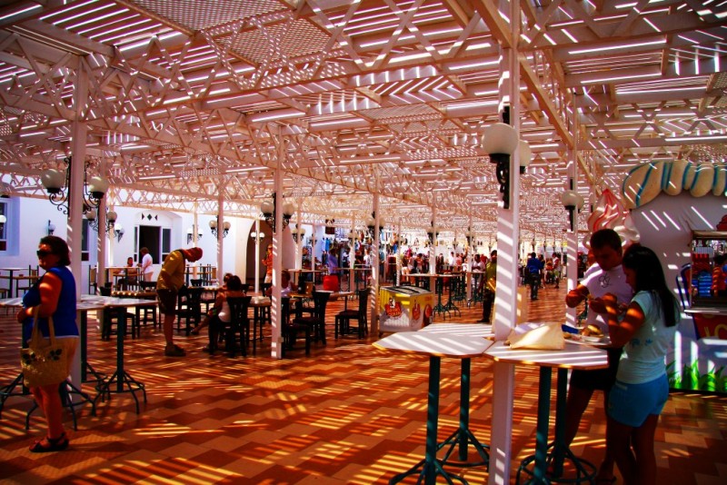 26-02 Придорожная забегаловка.jpg