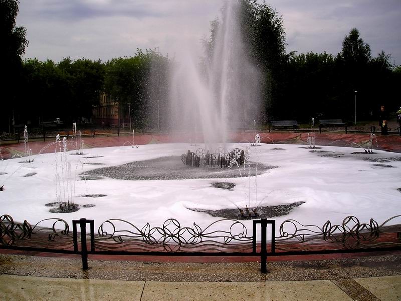 Фонтан (фото Олега Кулика)