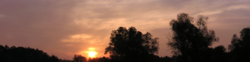 Осенний рассвет. Лыжная база. Панорама