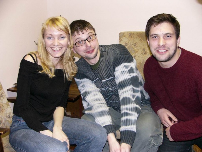 Лена, Чёрт, Артём