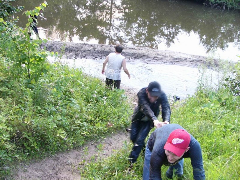 Мартин потянул Hawk'a в реку